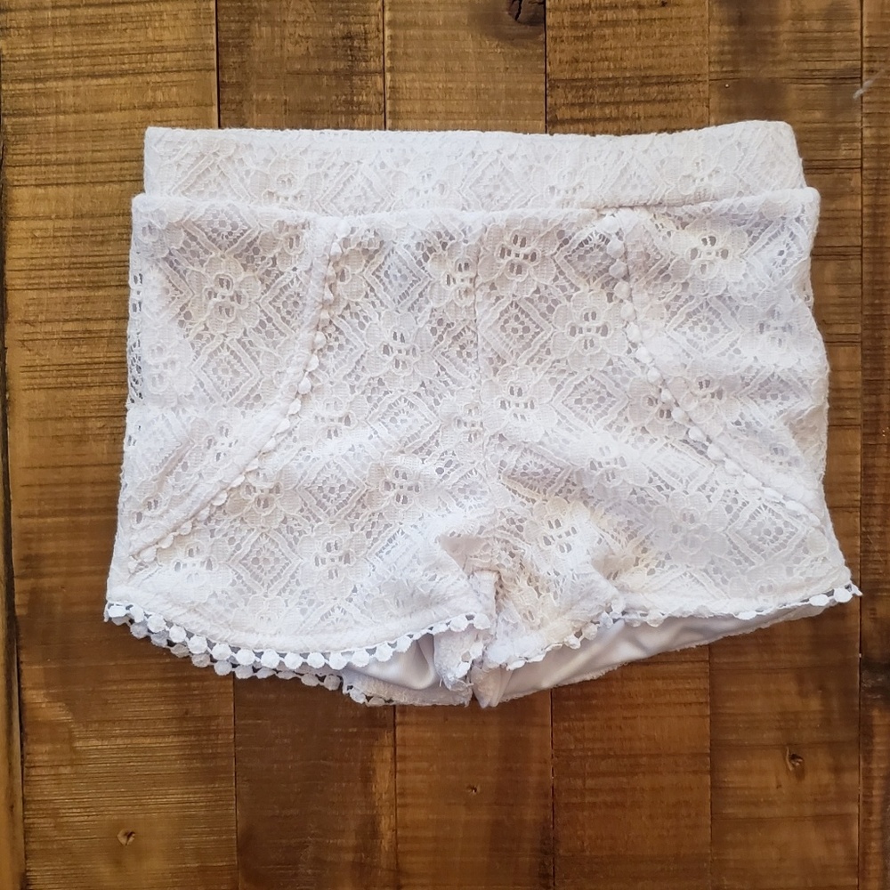 Girls white lace shorts size 6